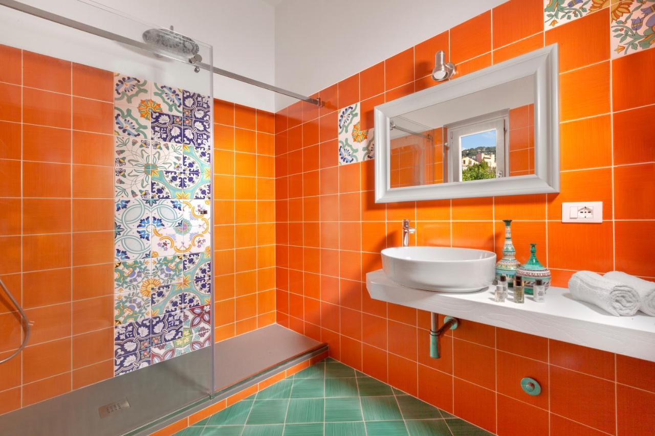 Casa Sorrento, Immerso Nel Verde A Pochi Passi Dal Centro Eksteriør billede